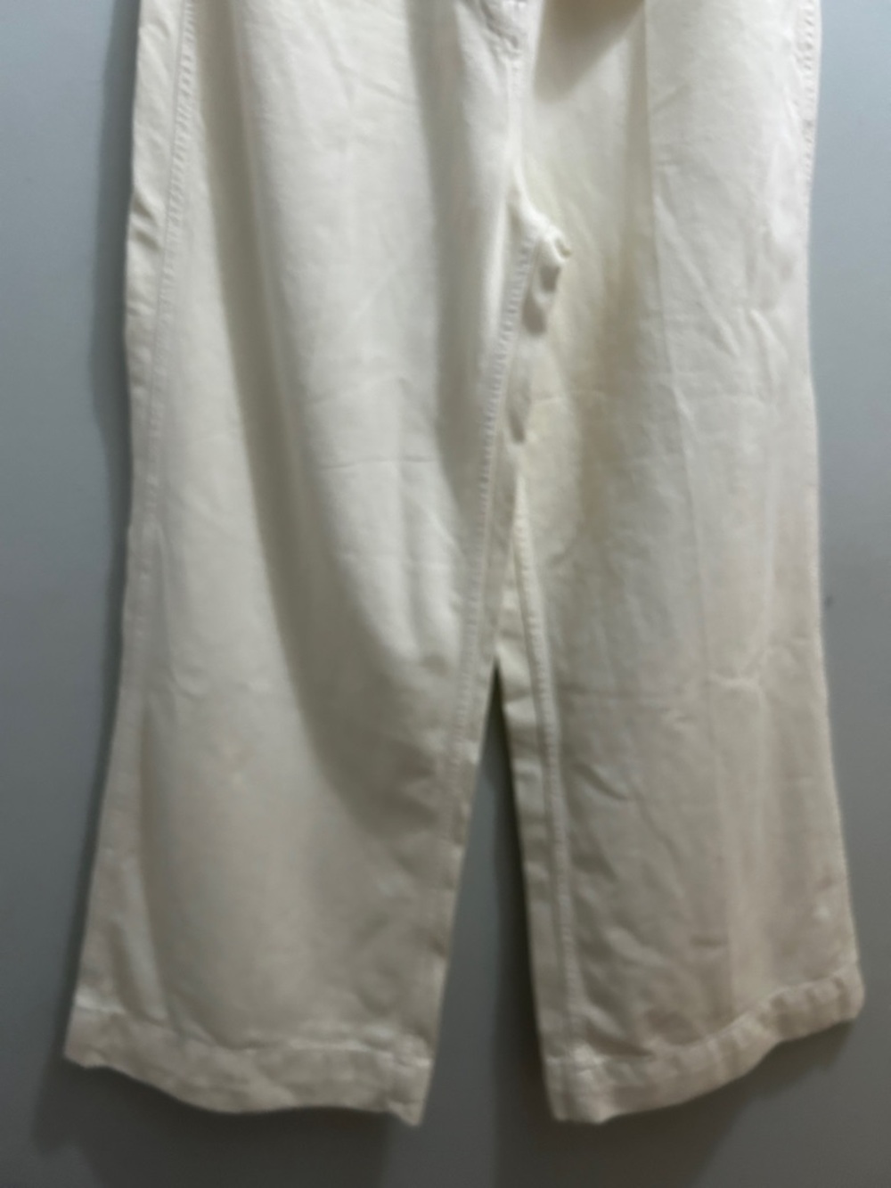 Women's Loose fit wide Leg Jeans - Cream - Picture 5 of 7